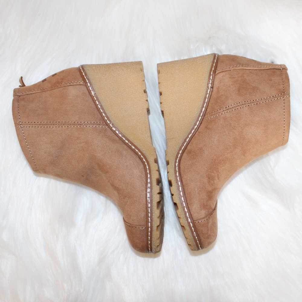Toms Tan Suede Ankle Booties - Picture 3 of 9